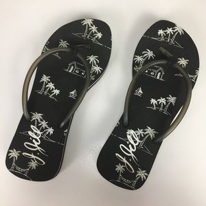 J. Jill Flip Flops White Tropical Scene Palm Trees